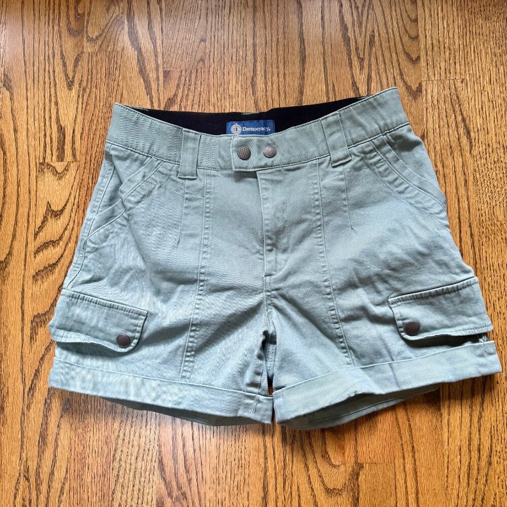 Democracy "Ab"solution Skyrise Double Button Cargo Short Size 8 Army Green